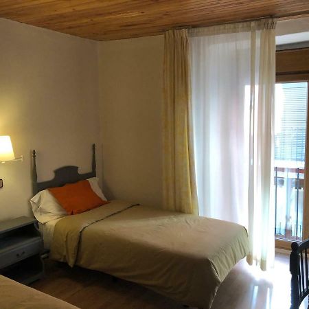 Hostal Di Verena Puigcerdà Εξωτερικό φωτογραφία